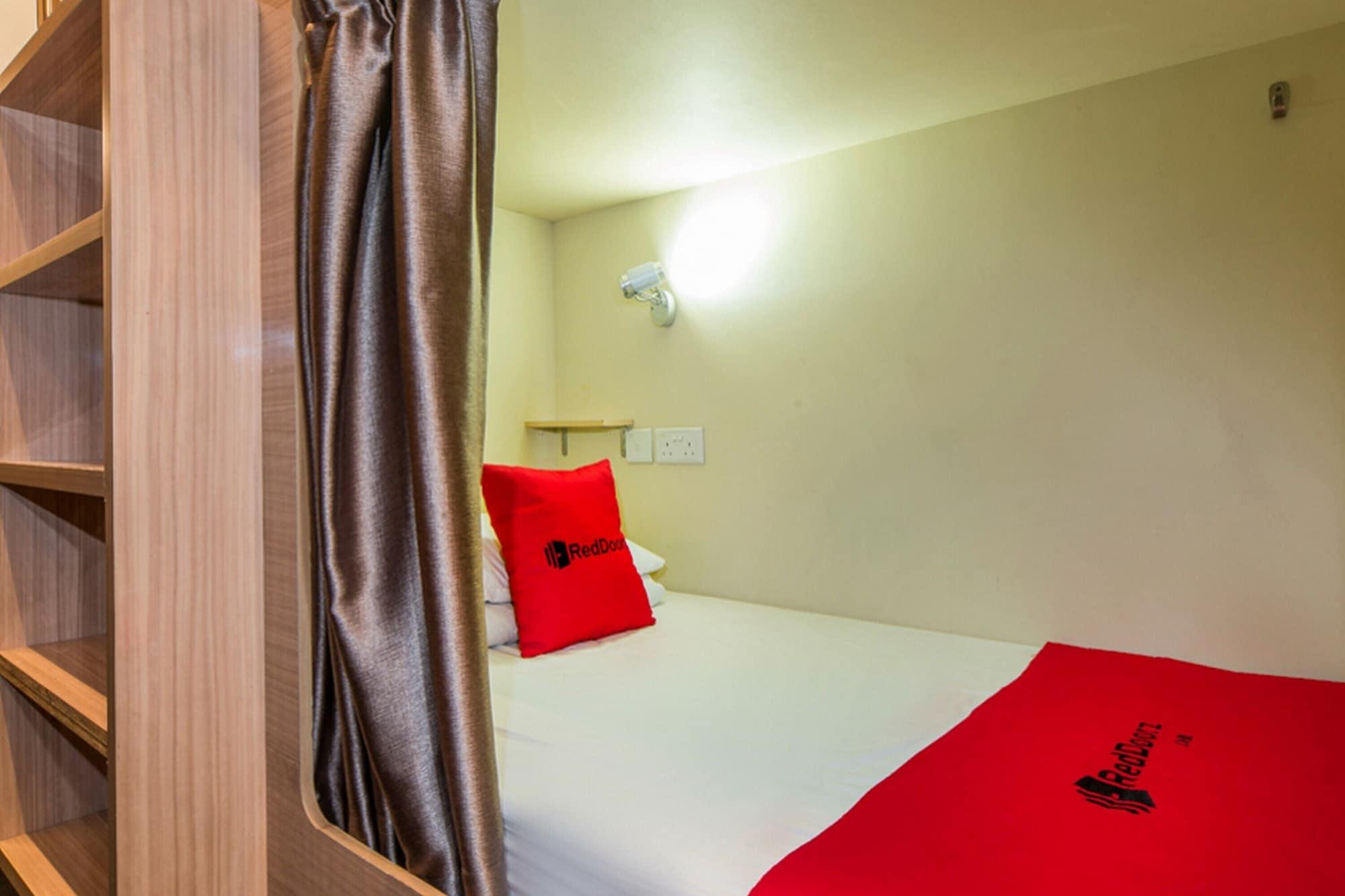 Reddoorz Hostel @ Kallang Mrt Singapura Exterior foto