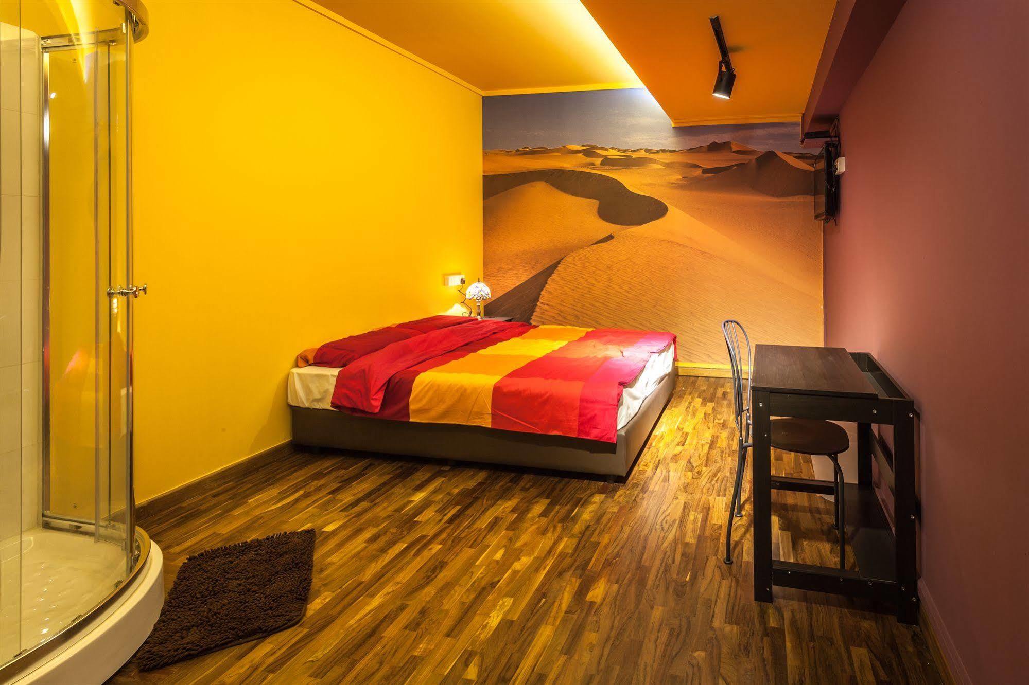 Reddoorz Hostel @ Kallang Mrt Singapura Exterior foto