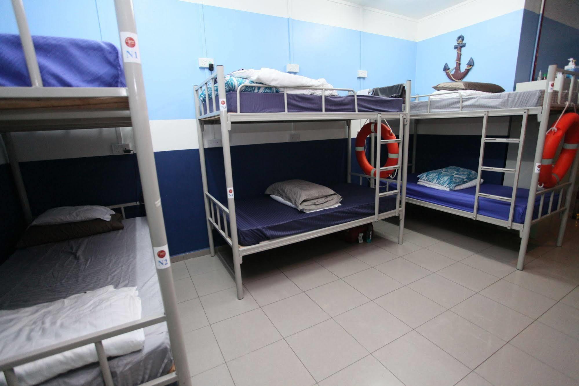 Reddoorz Hostel @ Kallang Mrt Singapura Exterior foto
